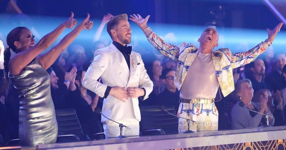 A picture of judges from 'DWTS' Season 32 Finale (Cover image source: Instagram| @dancingwiththestars)