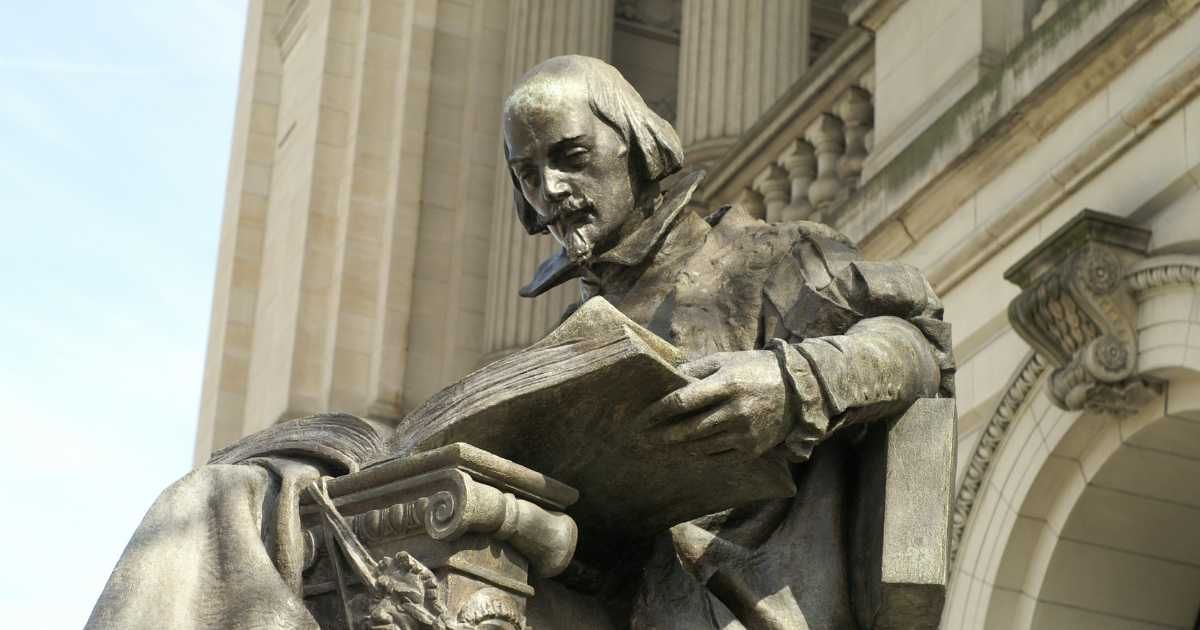 A large statue of William Shakespeare. (Representative Cover Image Source: Getty Images | Photo by bgwalker)