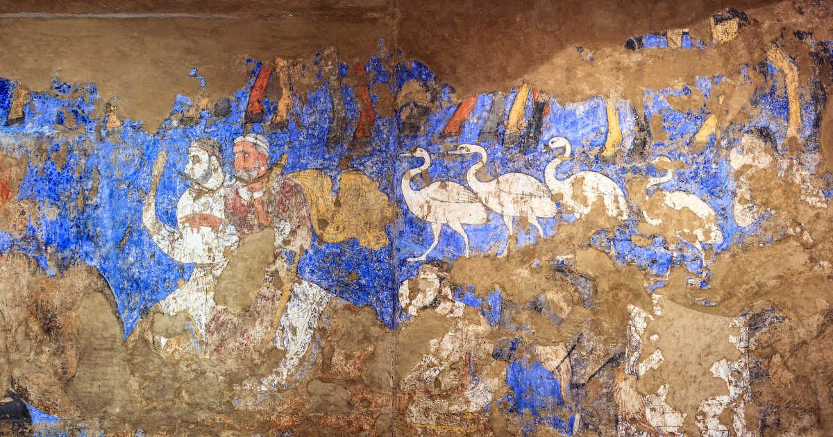 Sogdian murals excavated from the ancient city of Afrasiab in Samarkand, Uzbekistan. (Representative Cover Image Source: Getty Images | TAKAYUKI UEDA)
