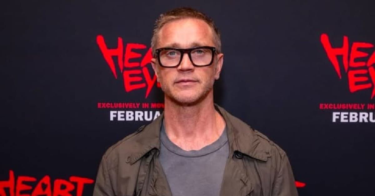 A photo of Devon Sawa (Cover Image Source: Instagram | @d.sawa)
