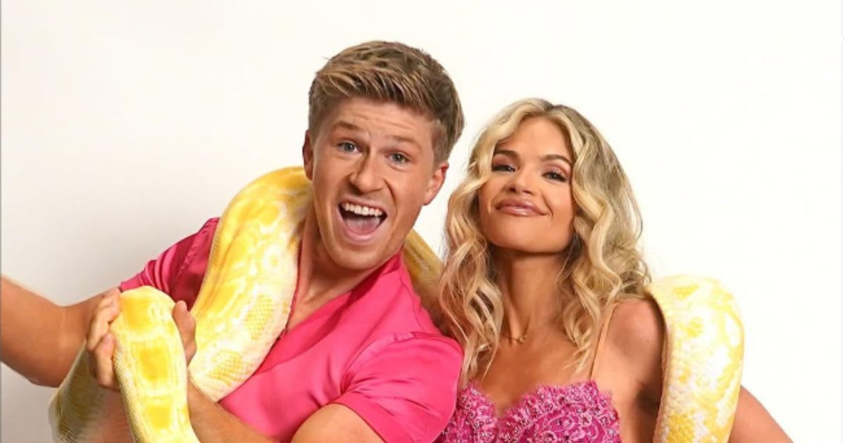 Screenshot of Robert Irwin with Witney Carson (Cover Image Source: Instagram | @robertirwinphotography)