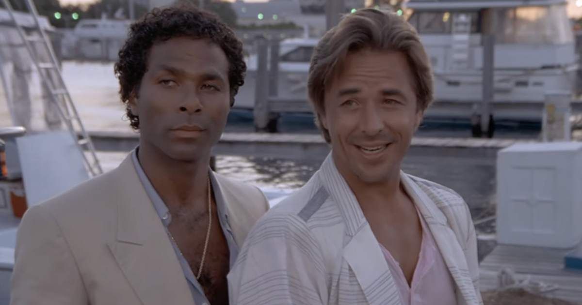 (L-R) Philip Michael Thomas and Don Johnson in a screenshot from 'Miami Vice'. (Cover Image Source: YouTube | @MVRemastered)
