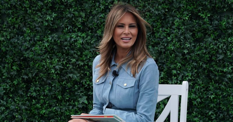 Is Melania Trump's picture with porn star Ron Jeremy real? Fact checkers prove it's not