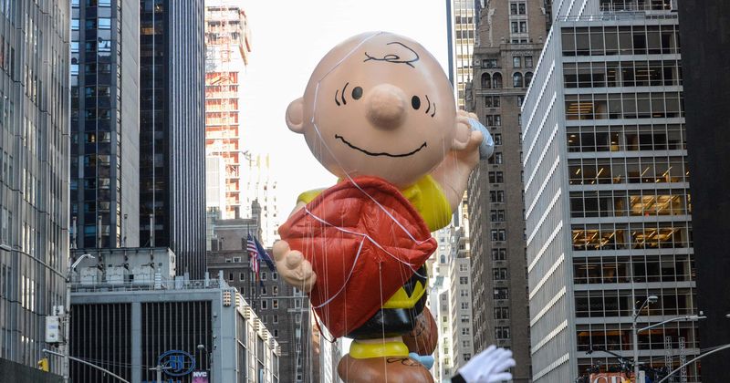 The Charlie Brown balloon floats on 6th Ave. during the annual Macy's Thanksgiving Day parade on November 23, 2017 in New York City. (Getty Images)