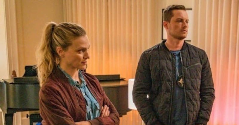 Tracy Spiridakos and Jesse Lee Soffer (NBC)