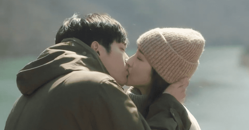 Eun-seop and Hae-won in 'When the Weather is fine' (JTBC)