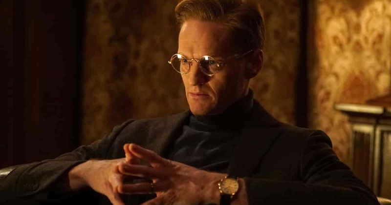 'Stargirl' Season 1 Episode 2 Preview: Courtney has an unexpected run-in with Brainwave 