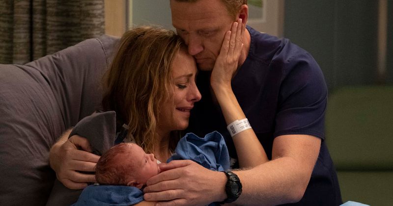 Why 'Grey's Anatomy' Season 17  will be infinitely better without Teddy and Owen's nauseatingly toxic romance