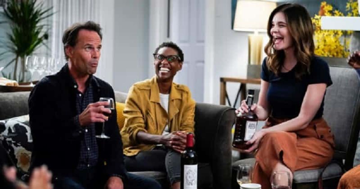 'The Unicorn' Season 2 Preview: What dating setbacks await Wade this year? CBS sitcom has no pandemic in its plot