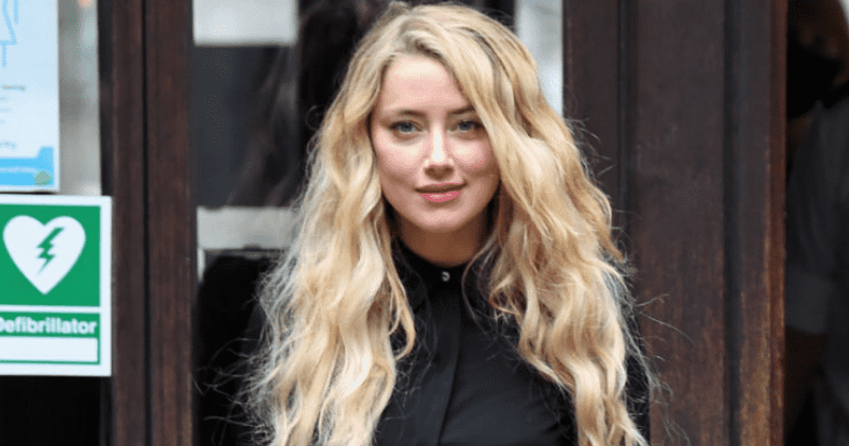 Amber Heard rubbishes 'paid rumors' saying she's out of 'Aquaman 2', Internet thinks 'she's gaslighting as always'