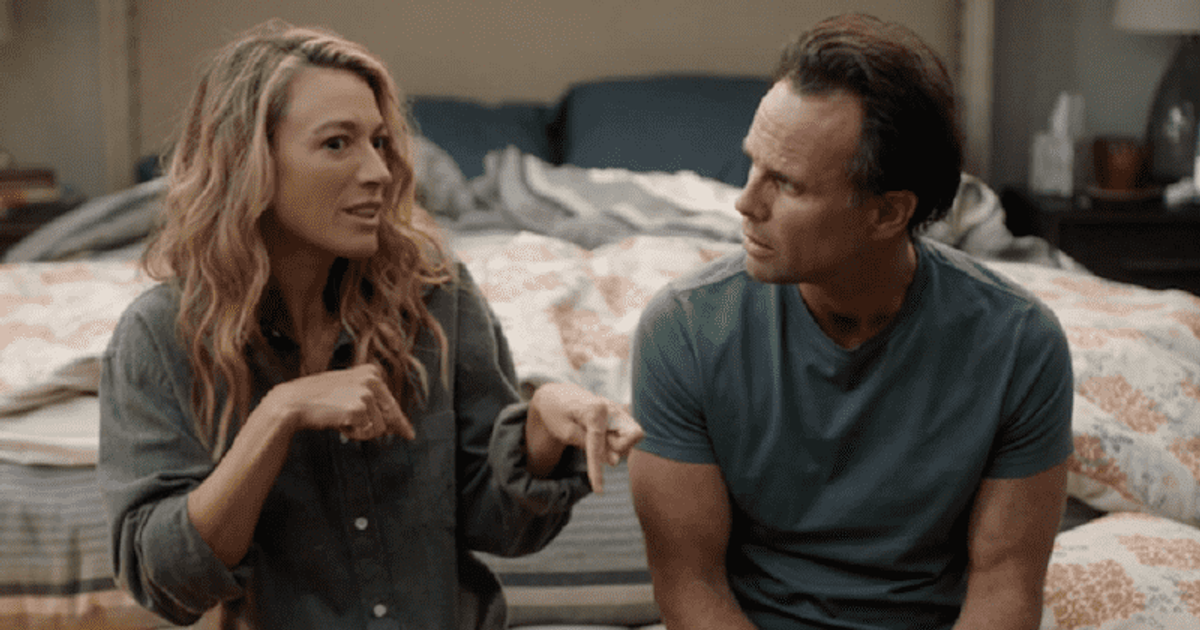 Natalie Zea as Shannon and Walter Goggins as Wade in 'The Unicorn' (CBS)
