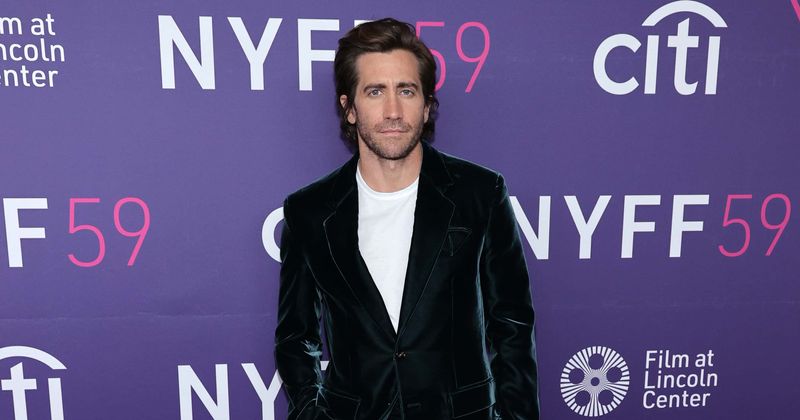 Jake Gyllenhaal says Taylor Swift's 'All Too Well' is NOT about him, slams 'unruly' trolls