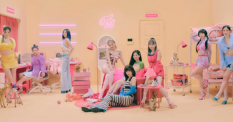 Did TWICE not know they were renewing their contract? Leader Jihyo confesses they didn't even realize