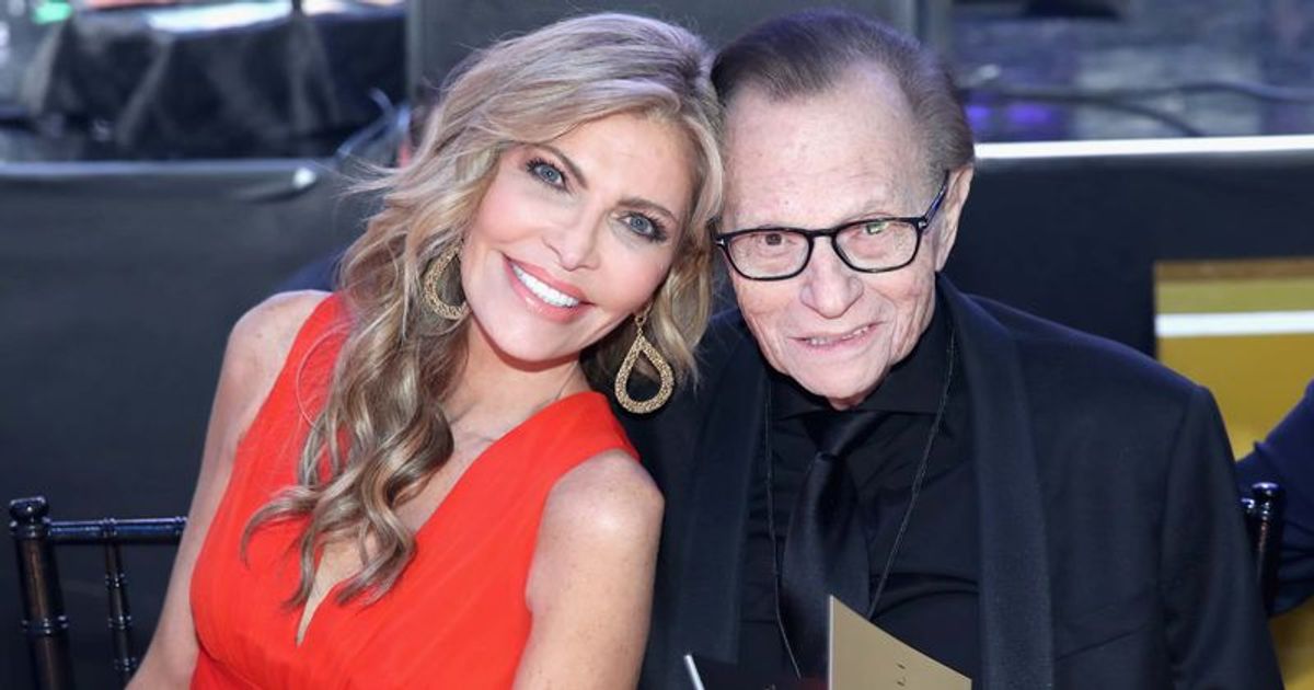  Shawn King (L) with television personality Larry King (Photo by Jonathan Leibson/Getty Images for Celebrity Fight Night)