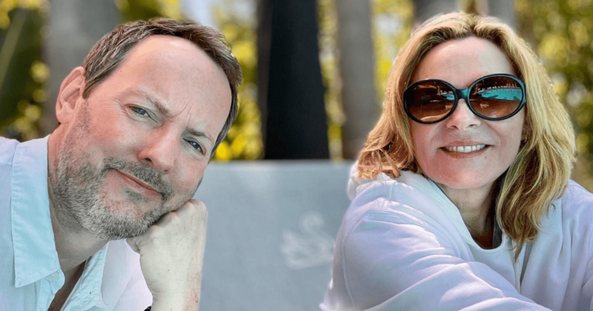 'Sex and the City' star Kim Cattrall with longtime lover Russell Thomas (@kimcattrall/Instagram)
