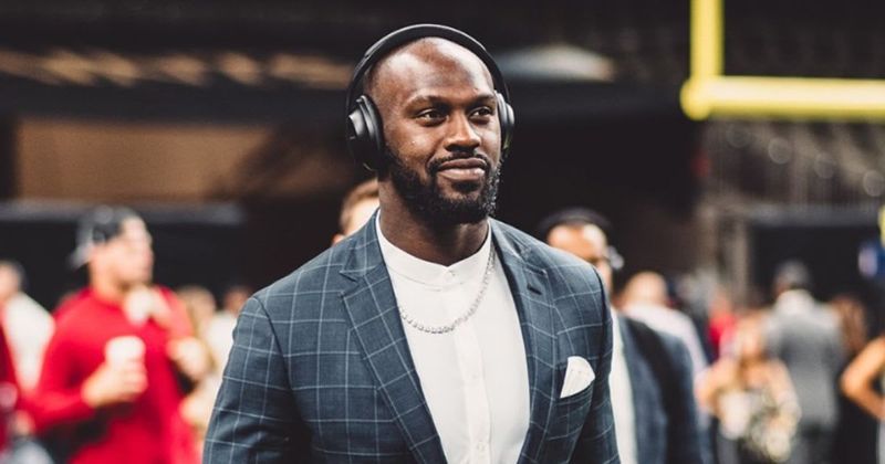 Raiders star Chandler Jones claims Vegas fire department forcefully took him to mental health facility