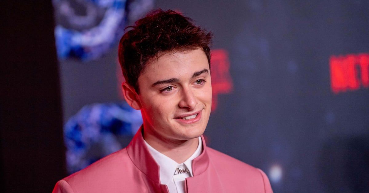 Outrage as video of 'Stranger Things' star Noah Schnapp handing out 'Zionism is sexy' stickers surfaces online amid Israel-Hamas conflict 