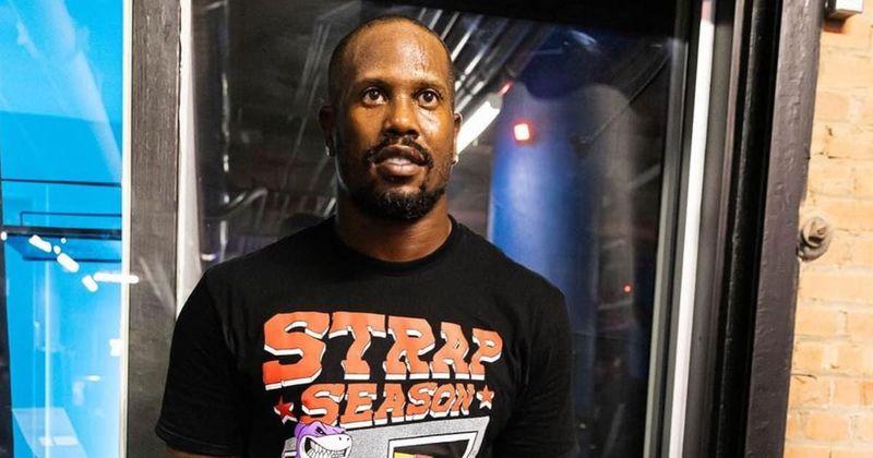 NFL star Von Miller faces arrest warrant for alleged assault on girlfriend during 'verbal argument'