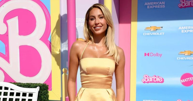 Internet gushes over Alix Earle's 'chef' skills after she reveals chicken noodle recovery soup recipe