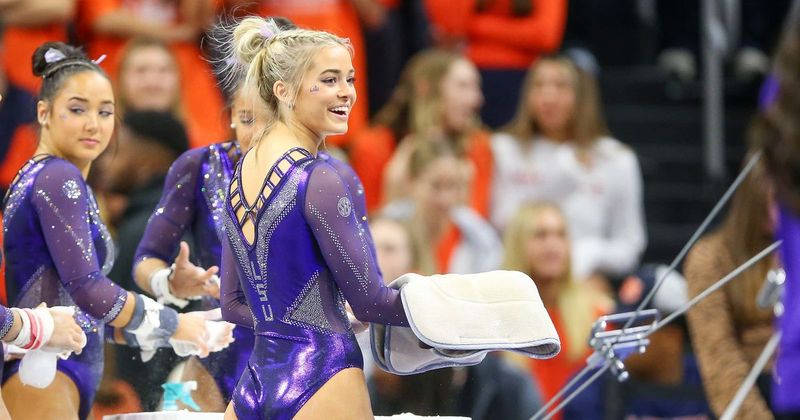 LSU superstar Olivia Dunne amazes Internet with glimpse of her stunning gymnastics performance: 'The talent is crazy'