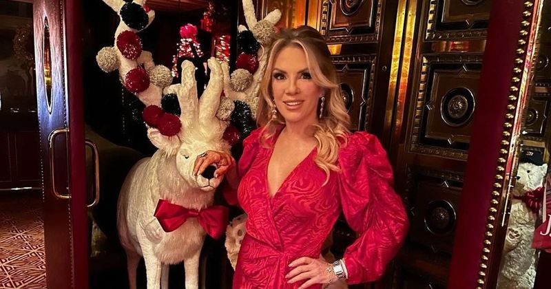'Please hire a new stylist': Internet bashes 'RHONY' alum Ramona Singer over her fashion sense as she dons ridiculous outfit