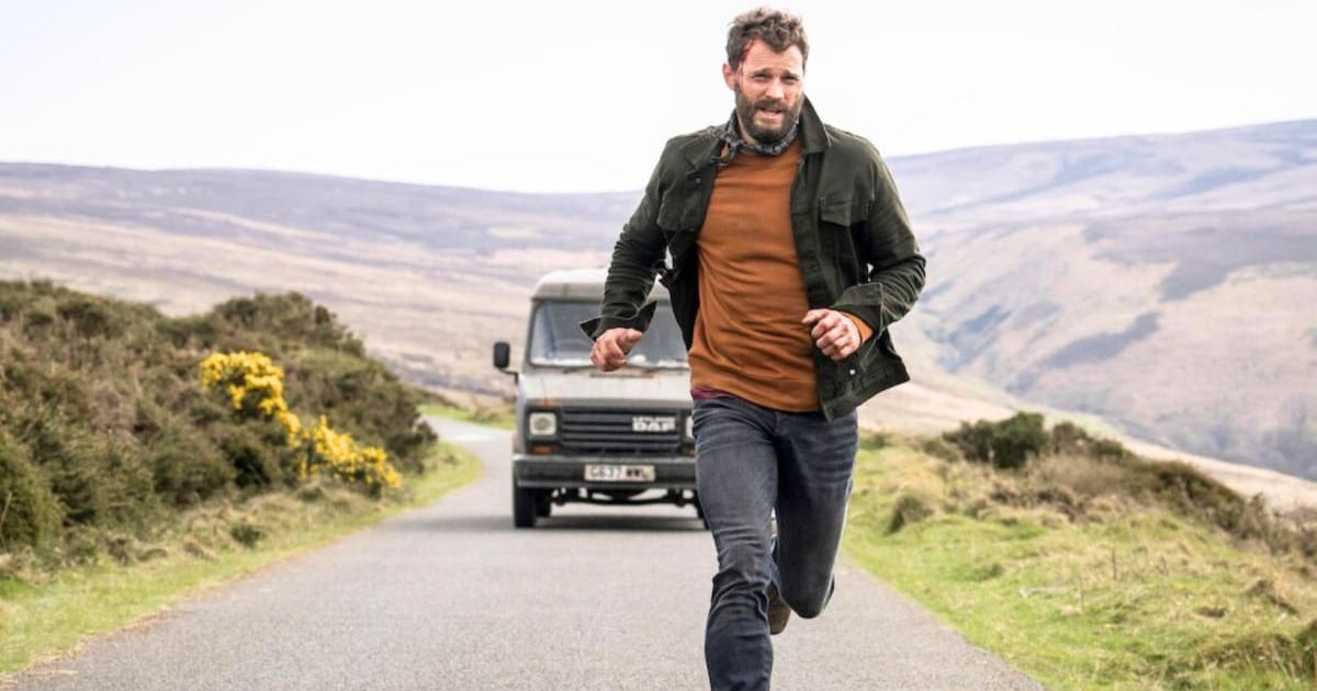 Jamie Dornan stars as Elliot Stanley in 'The Tourist' Season 2 (@Netflix)