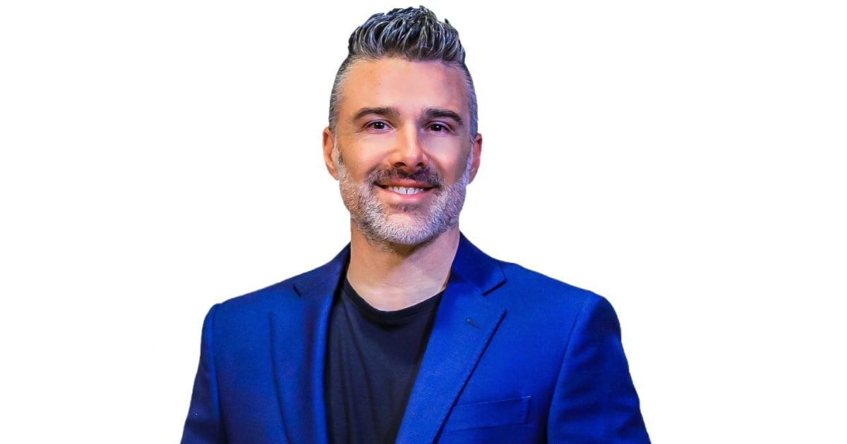 Who is 'Lakefront Empire' star Justin Farrell married to? Real estate agent once got an ultimatum from his now-wife