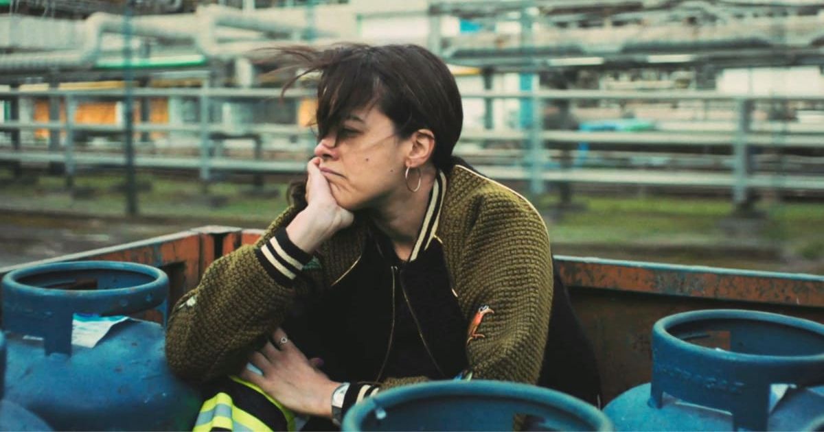 ‘Toll’ Review: Maeve Jinkings' Suellen hits close to home in Carolina Markowicz's heartfelt but heavy-handed flick