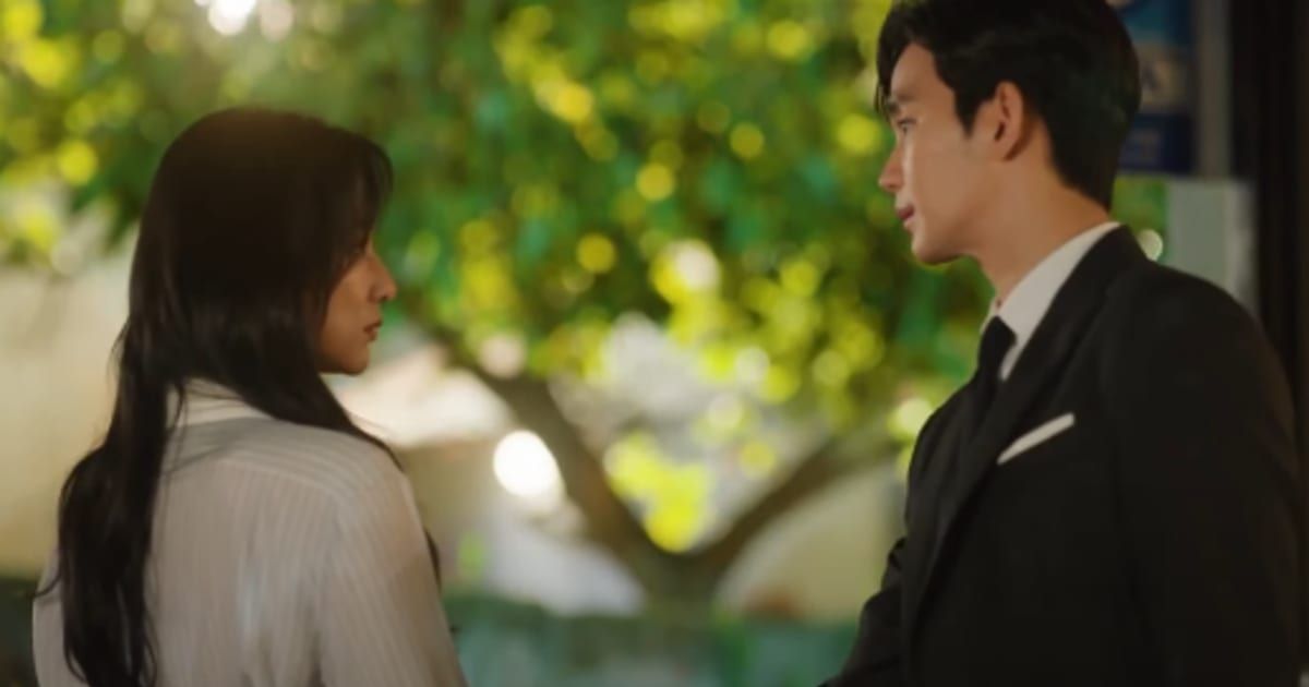 In the preview of Episode 9 of 'Queen of Tears', Hong Hae-in's family moves in with Baek Hyun-woo's family (@Netflix)