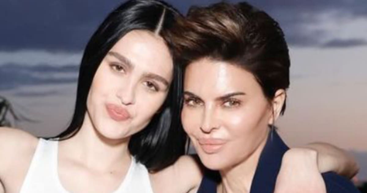 'Such a cringefest!': Internet trolls 'RHOBH's Lisa Rinna and daughter Delilah Hamlin's campaign with Marc Jacobs