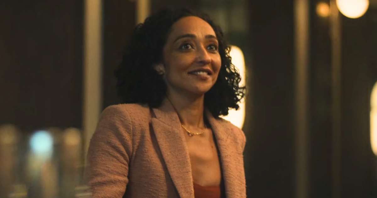 Barbara Sabich crumbles under the weight of her obligations as wife and mother in 'Presumed Innocent' Episode 4 (@appletv+)
