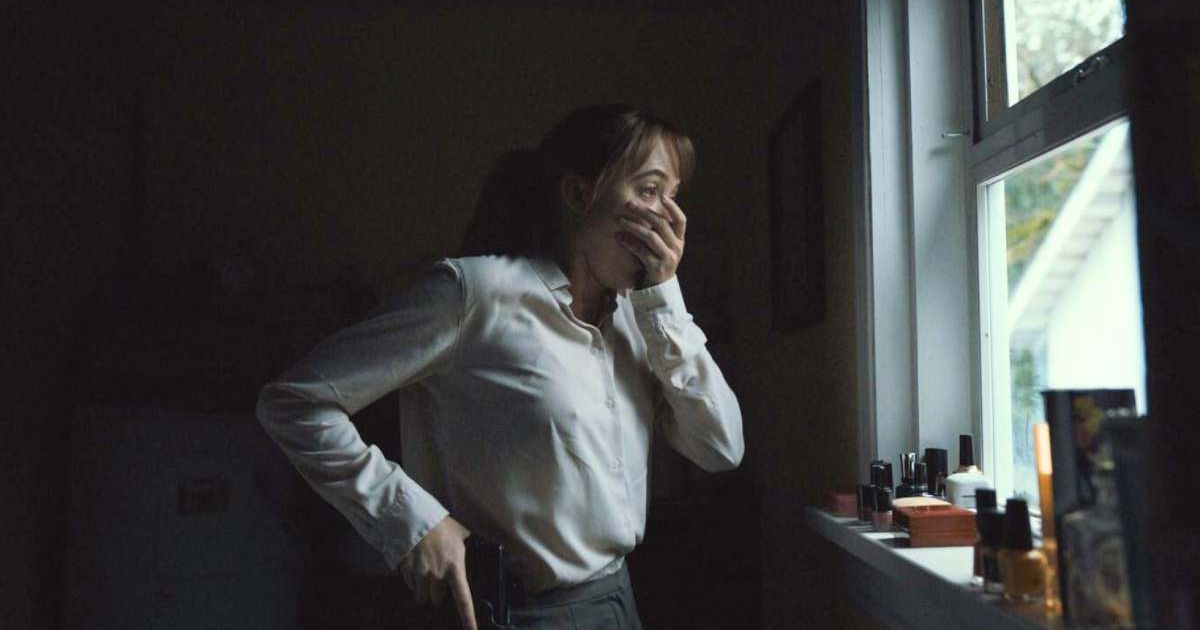 Oz Perkins's directorial effort 'Longlegs' blows minds with its terrifying cinematic screenplay (@neon)