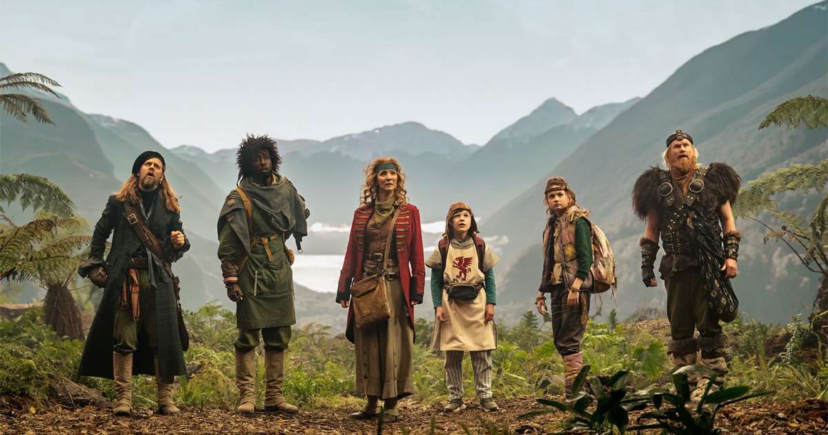 Who stars in 'Time Bandits'? One fan-favorite character to return