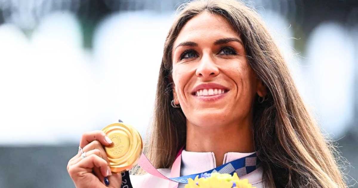 Valarie Allman is eyeing gold in the 2024 Summer Olympics in Paris  (Instagram/@vallman123)