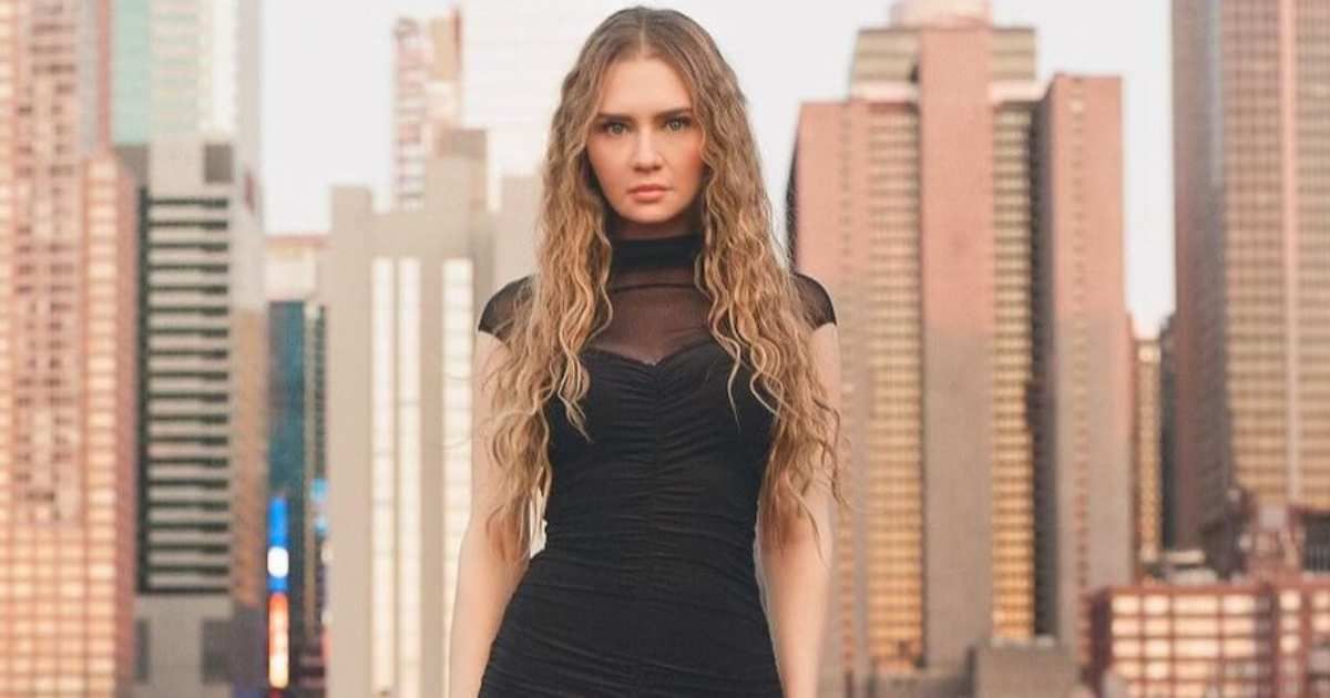 Who are Anna Delvey's parents? 'Dancing With The Stars' Season 33 star preferred jail over living with family