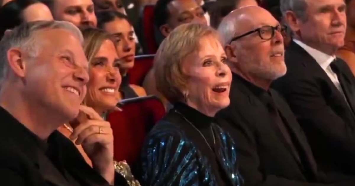 Emmys 2024: Iconic on-stage TV reunion leaves fans emotional