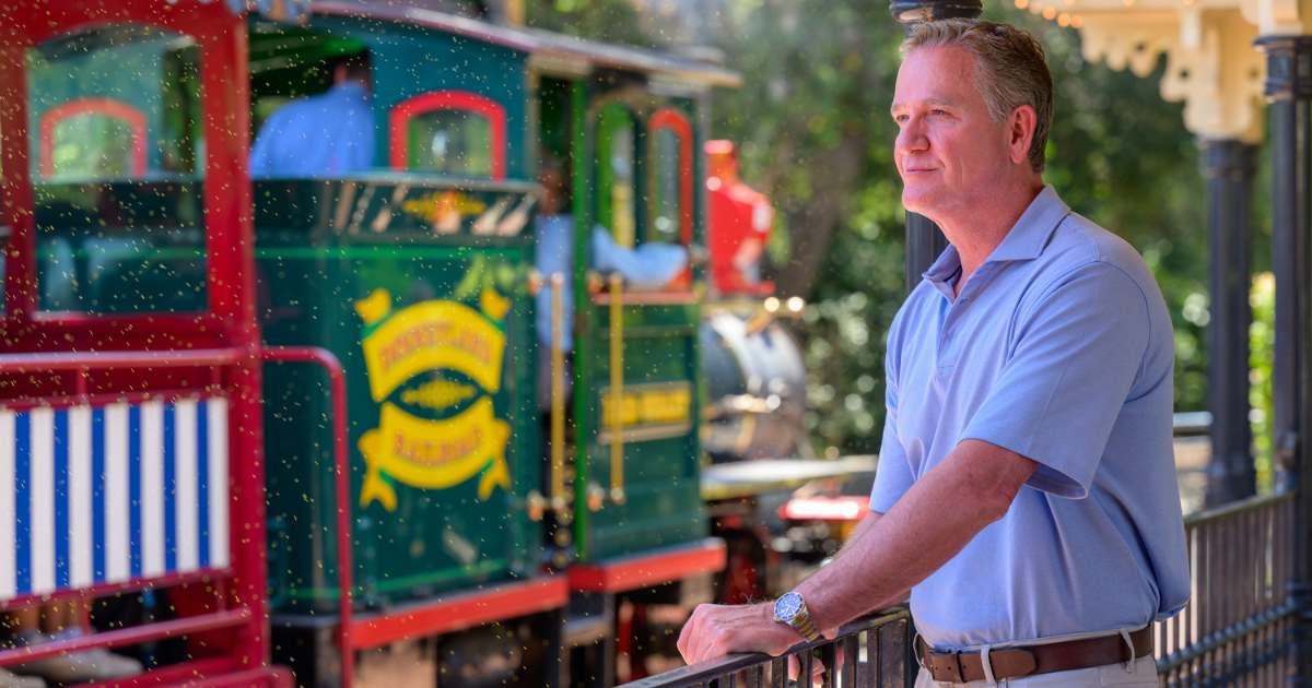 Who was Chock Chapple's fiance? 'The Golden Bachelorette' suitor opens up about tragic loss