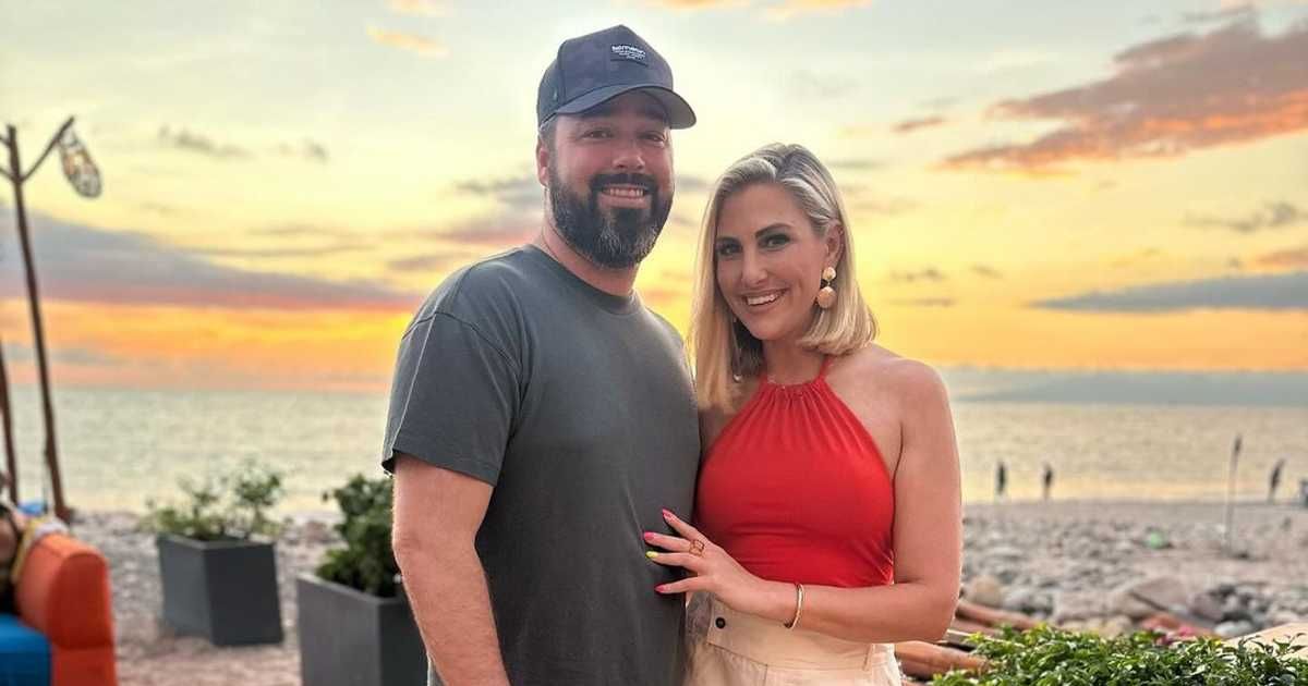 'RHOC' star Gina Kirschenheiter breaks down as she reveals 'arrangement' with Travis Mullen