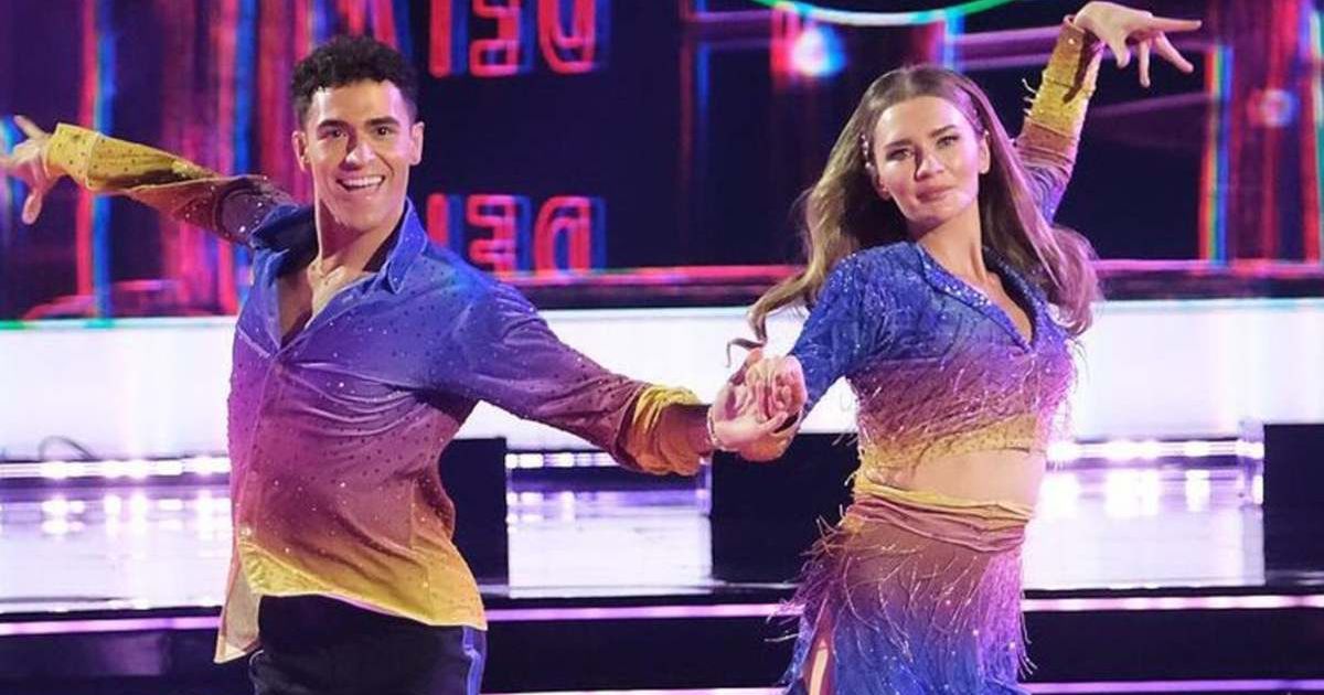 'DWTS' star Anna Delvey puts feud rumors with Ezra Sosa to rest with a heartfelt gesture