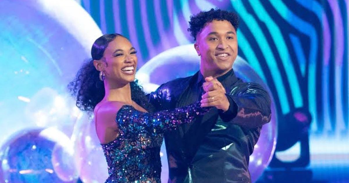 'DWTS' producers under fire for using 'cheap gimmicks' as semifinals end with elimination twist