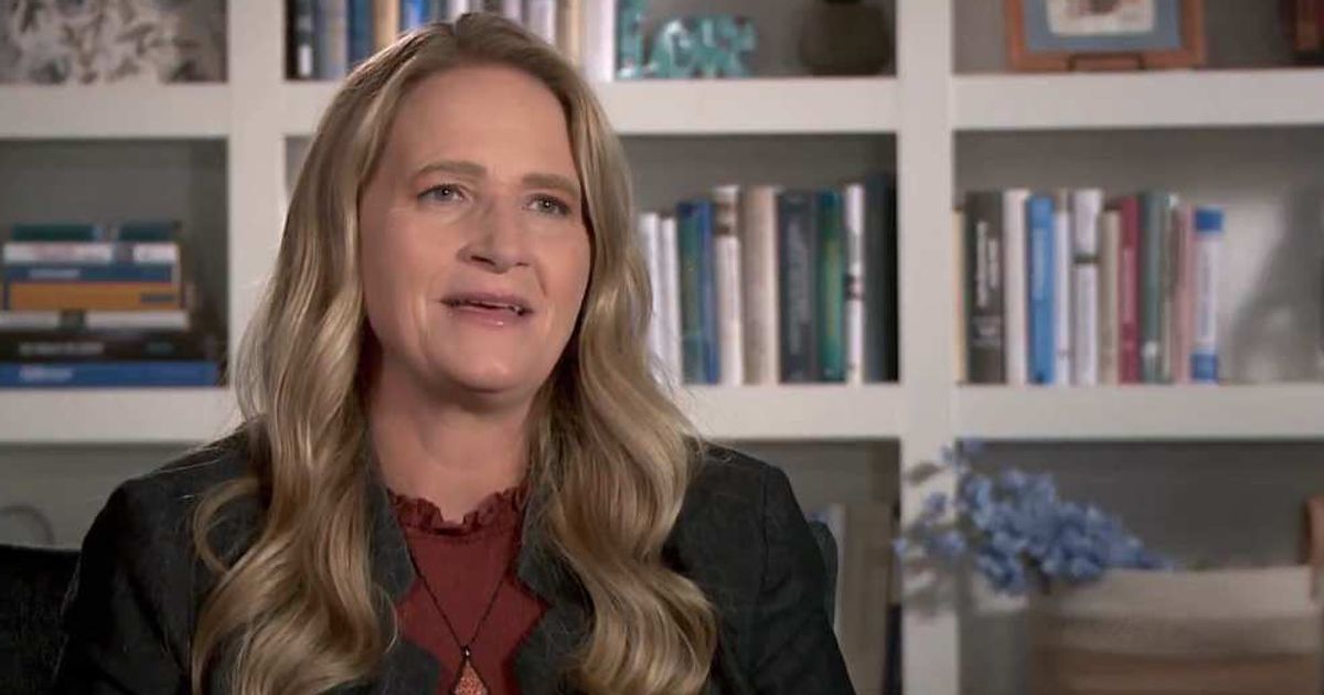 'Sister Wives' star Christine Brown's love for spotlight calls her relationship with David Woolley into question