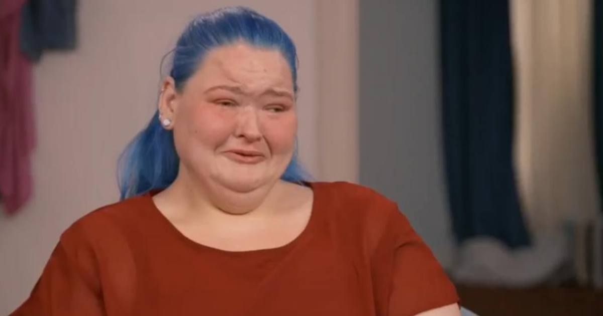 ‘1000-lb Sisters’ star Amy Slaton breaks down over feeling left out during London trip
