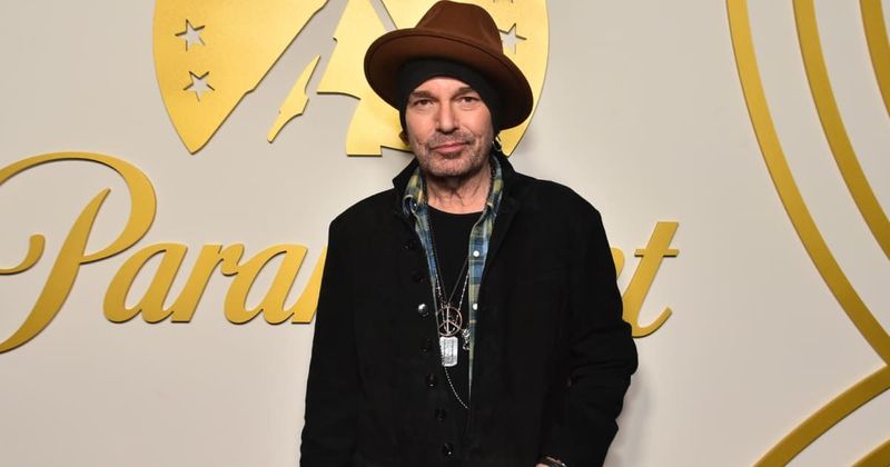 Billy Bob Thornton has been rocking the same suit for 20 years for a reason we can all get behind