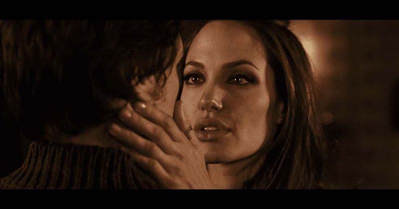 Angelina Jolie's former co-star reveals he hated filming kissing scenes with her: 'It was a nightmare"