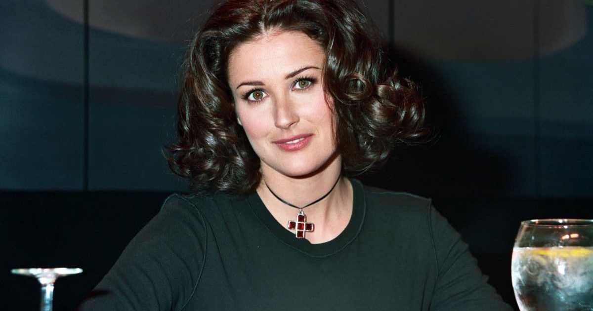 Resurfaced video of Demi Moore kissing her 15-year-old co-star is disturbing to watch even years later