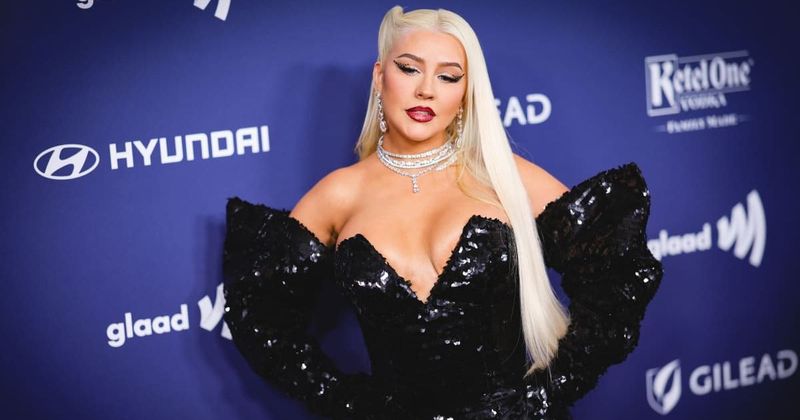 Christina Aguilera shares her craziest hookups in wild podcast, including one in studio: "Been bent..."