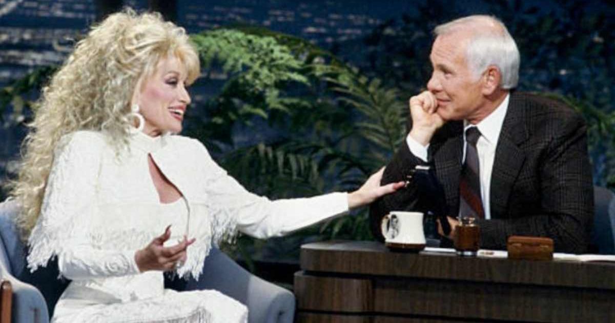 Dolly Parton and Johnny Carson in a still from 'The Tonight Show'.  (Cover Image Source: X | Paul Jimerson)