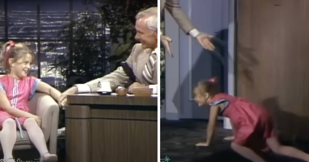 A 7-year-old Drew Barrymore made quite the entrance during Carson’s interview: "Did you rehearse..."