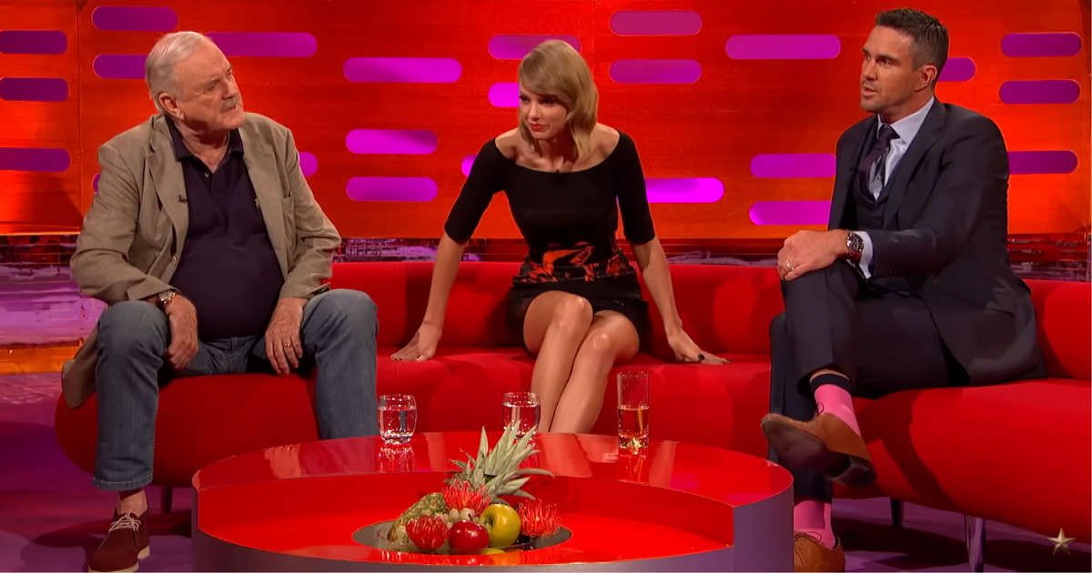 Taylor Swift once shut down a sexist comment with one simple sentence — but not many noticed it