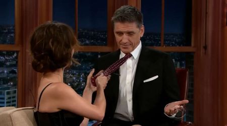 A 'Bond' girl teased Craig Ferguson with one move that left him speechless: "Let's do it again..."